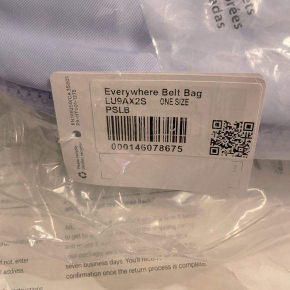 NWT Lululemon Everywhere Belt Bag Pastel Blue - Picture 9 of 10